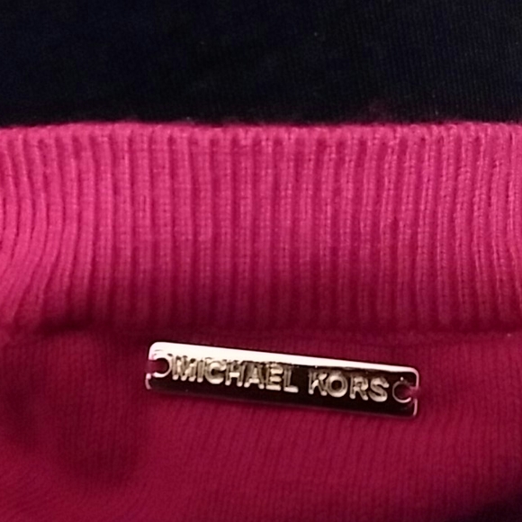 M Michael Kors Knit Top cold shoulder Ruffle L red nwt - Picture 6 of 6